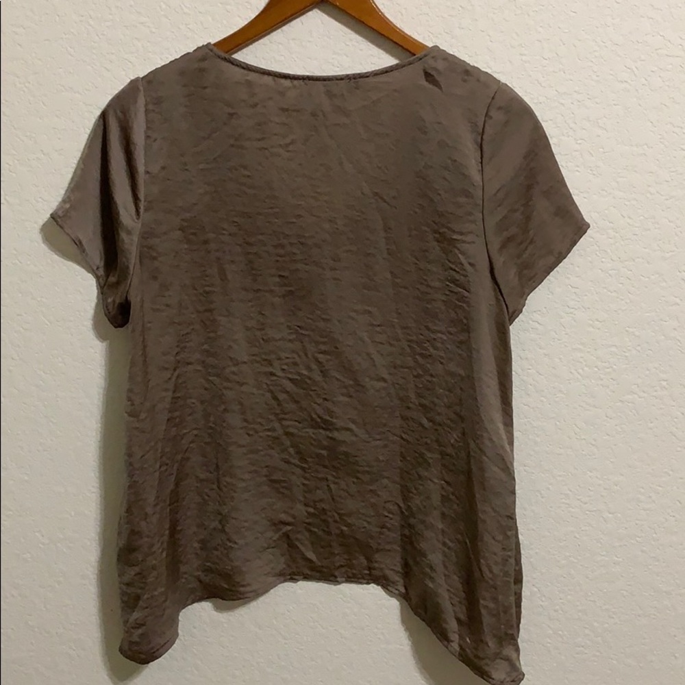 🌵 4sienna | Silk Brown Blouse w/ Buttons - Picture 6 of 7